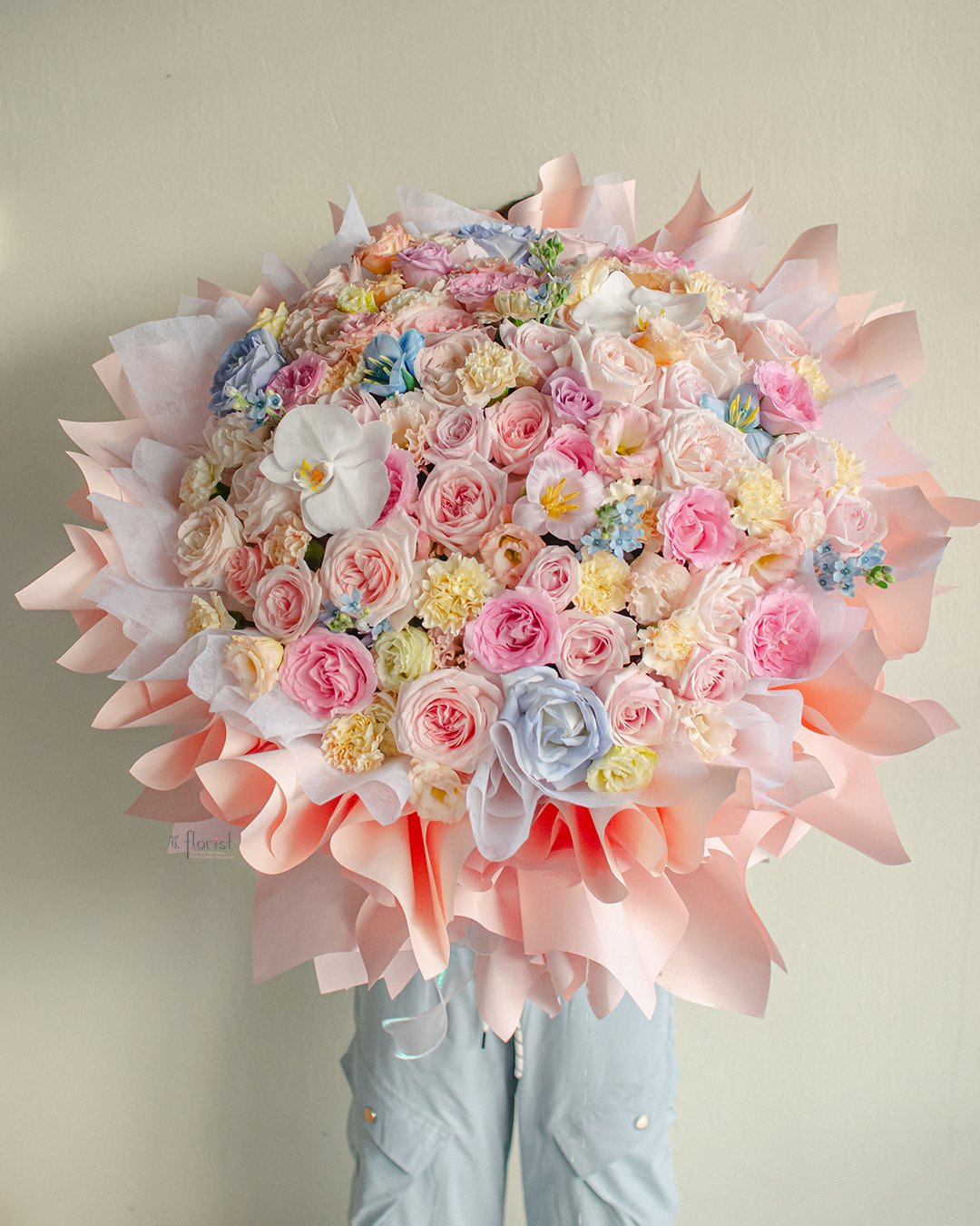 Customize Huge Bouquet