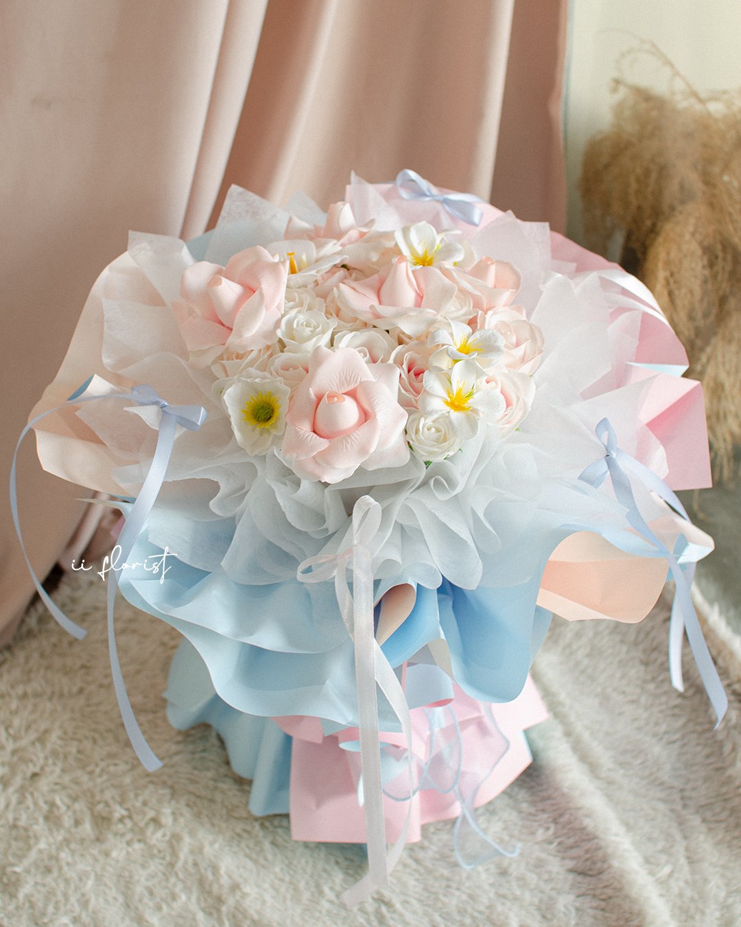 Pink Blue (Soap flower)